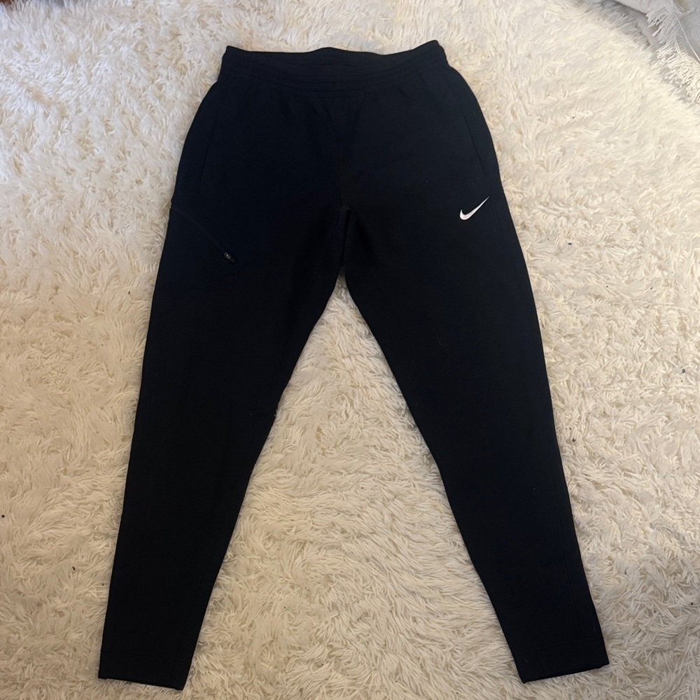Nike Men’s Black Sweatpants with zippers and pockets